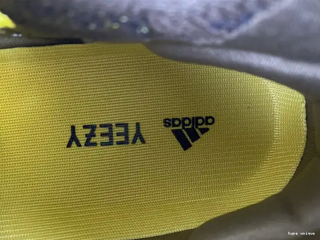hype ADIDAS GOLD NON-REFLECTIVE BOOST 380 FZ4982 YEEZY 'COFFEE 0325